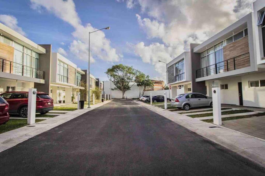 Altus Homes By Andiani Travel แคนคูน ภายนอก รูปภาพ