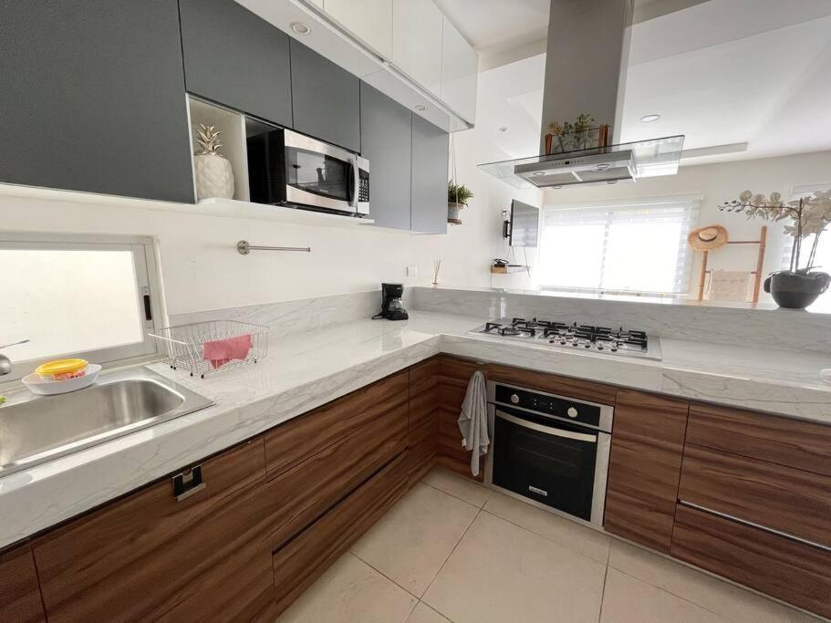 Altus Homes By Andiani Travel แคนคูน ภายนอก รูปภาพ